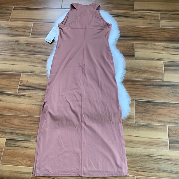 Get going dress maxi red dust lululemon size 10 - Picture 5 of 7